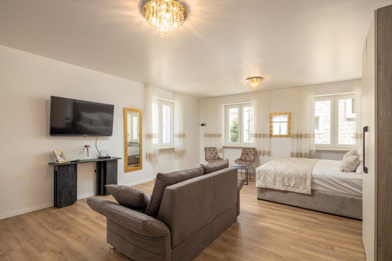 Luxury Duje Apartmán *