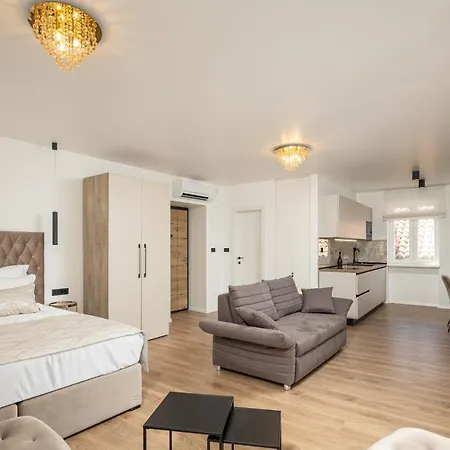 Luxury Accomodation Duje Split Exterior photo